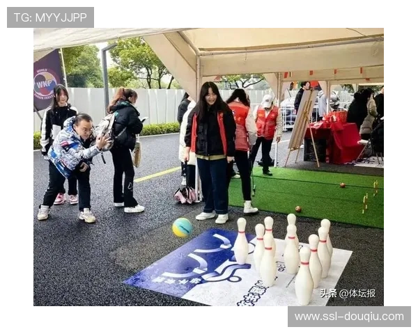 地方空手道协会积极组织观赛与学习活动促进技术交流与提升