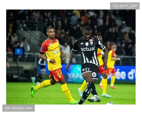 梅斯主场战平昂热一比一握手言和双方鏖战九十分钟各取一分 梅斯主场战平昂热一比一握手言和双方鏖战九十分钟各取一分