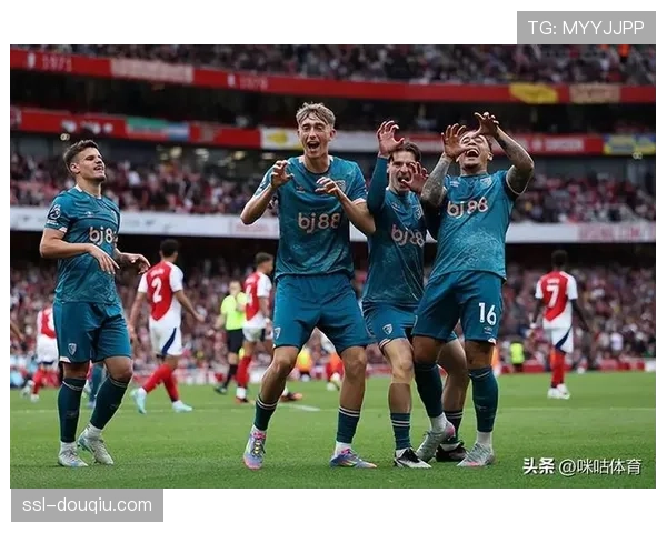 利物浦成近九年来同期输球最多卫冕冠军,仅优于同期切尔西 利物浦成近九年来同期输球最多卫冕冠军,仅优于同期切尔西