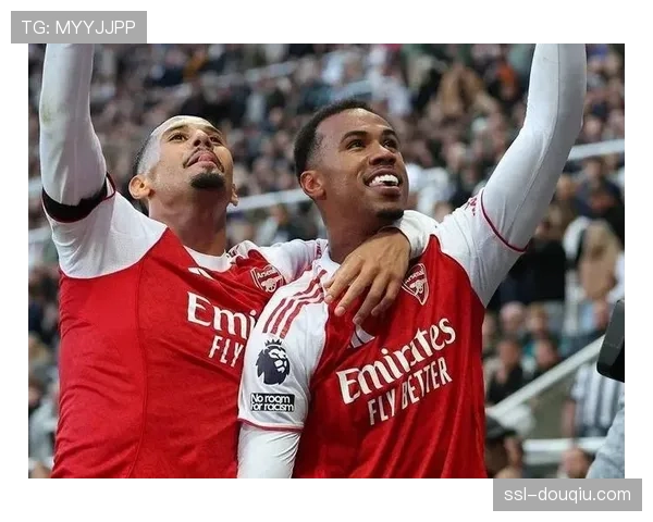 利兹联补时扳平利物浦,田中碧凌空抽射终结球队四连败 利兹联补时扳平利物浦,田中碧凌空抽射终结球队四连败