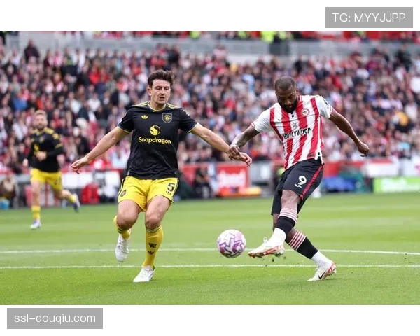 伯恩茅斯客场1-4惨败布伦特福德，连续九轮联赛不胜