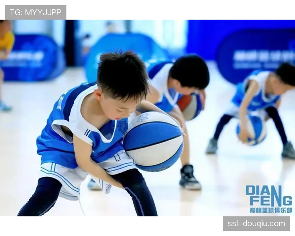 NBA球星社区活动，青少年篮球培训开展